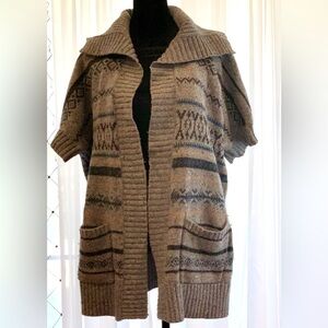 Woman’s Cardigan